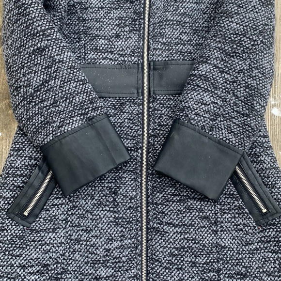 Yoki New York Outerwear Collection Tweed Coat - Picture 6 of 9